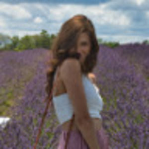 Meet your Posher, Renata